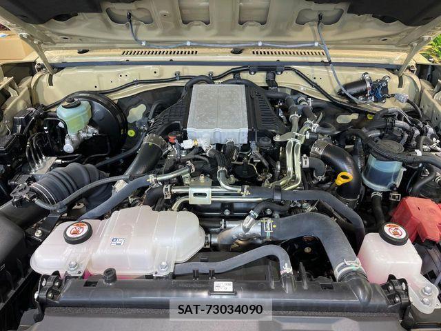 Toyota Land Cruiser 70 2024-05 7617442-17