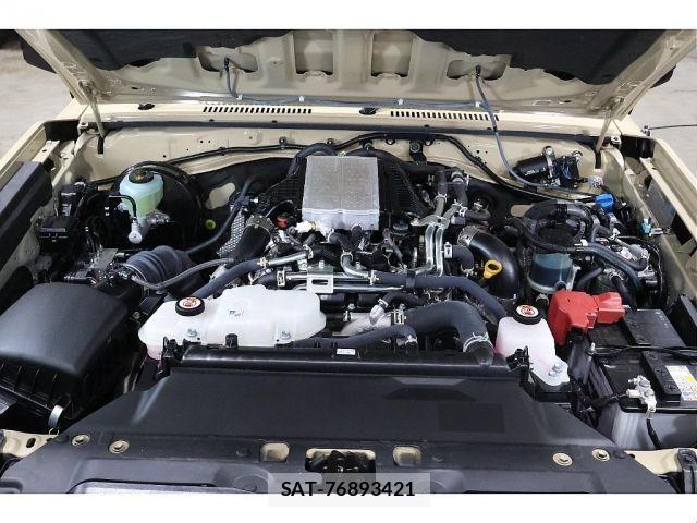Toyota Land Cruiser 70 2024-01 7724773-1
