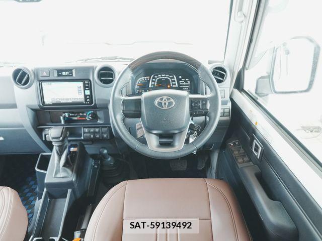 Toyota Land Cruiser 70 2025-05 7724779-15