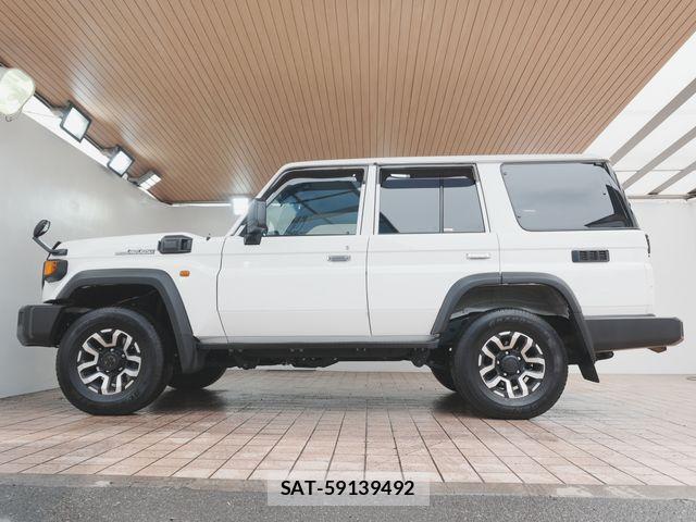 Toyota Land Cruiser 70 2025-05 7724779-7