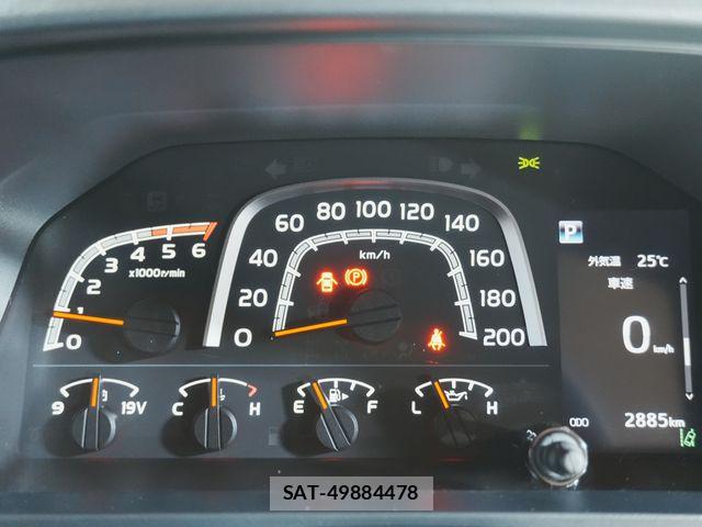 Toyota Land Cruiser 70 2025-06 7786186-16