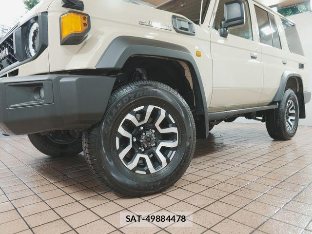 Toyota Land Cruiser 70 2025-06 7786186-24