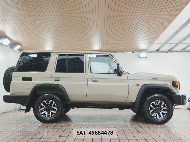 Toyota Land Cruiser 70 2025-06 7786186-6