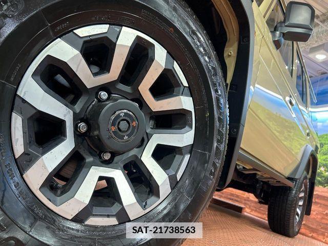 Toyota Land Cruiser 70 2025-03 7786180-12