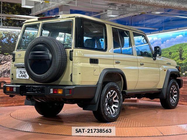 Toyota Land Cruiser 70 2025-03 7786180-16