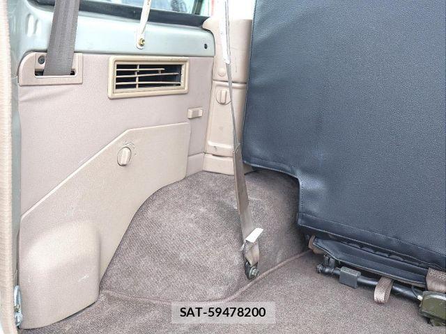 Toyota Land Cruiser 70 1999-01 7786171-19