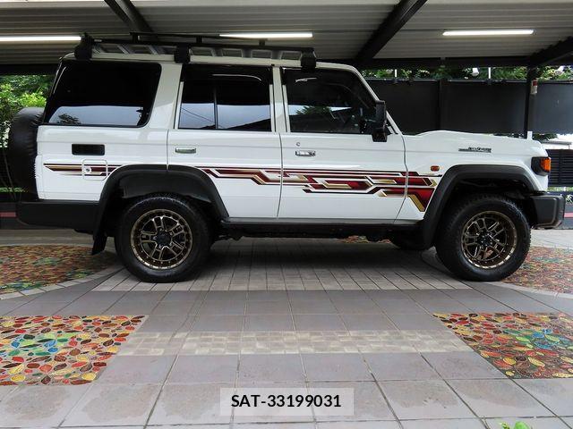 Toyota Land Cruiser 70 2024-01 7877151-13
