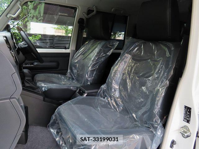 Toyota Land Cruiser 70 2024-01 7877151-23