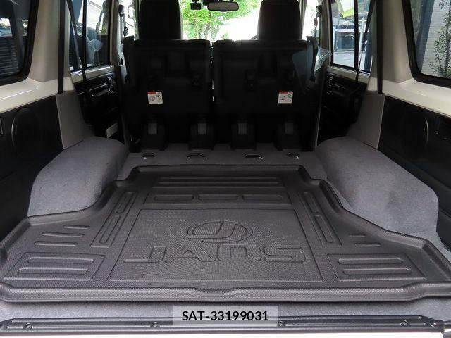 Toyota Land Cruiser 70 2024-01 7877151-25
