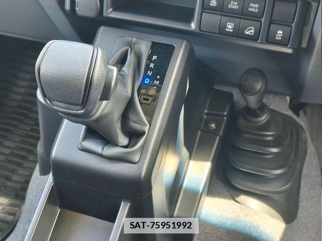 Toyota Land Cruiser 70 2025-11 7877150-11