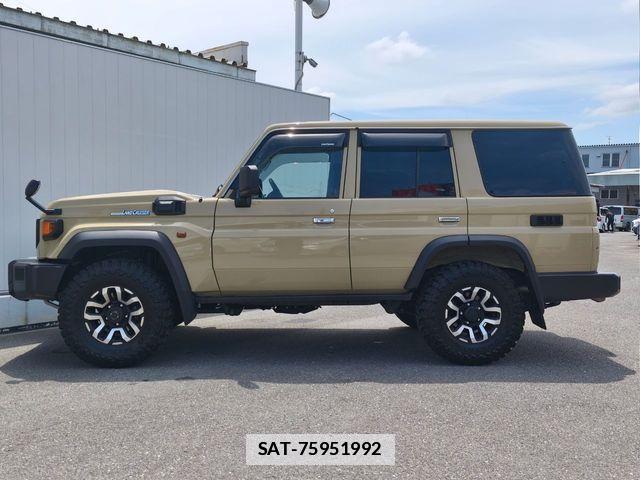 Toyota Land Cruiser 70 2025-11 7877150-21