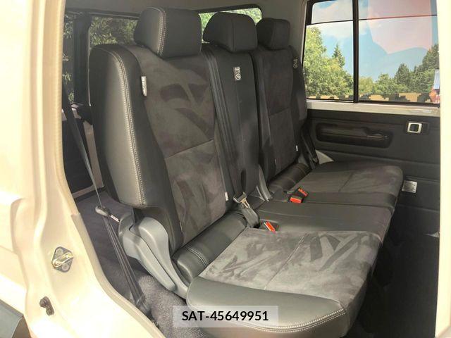 Toyota Land Cruiser 70 2024-02 7877155-9