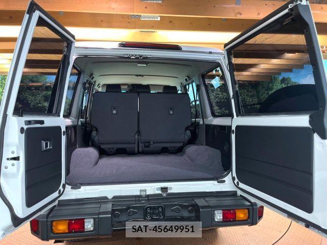 Toyota Land Cruiser 70 2024-02 7877155-10