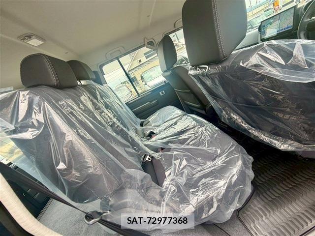 Toyota Land Cruiser 70 2025-06 7877152-17