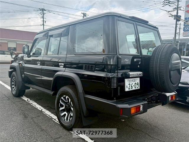 Toyota Land Cruiser 70 2025-06 7877152-25