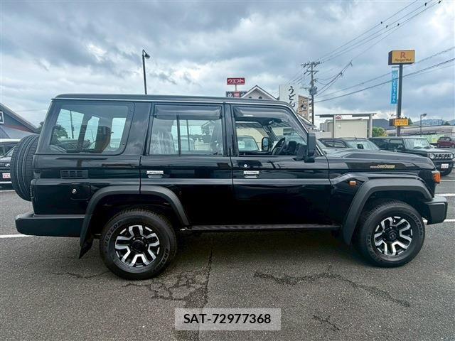 Toyota Land Cruiser 70 2025-06 7877152-27