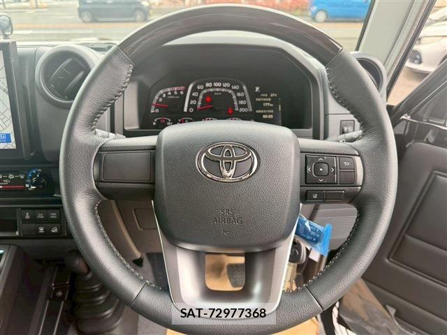 Toyota Land Cruiser 70 2025-06 7877152-3