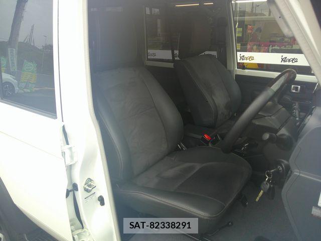 Toyota Land Cruiser 70 2024-03 7902807-8