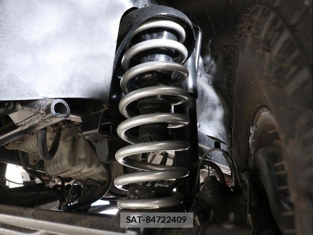 Toyota Land Cruiser 70 2015-01 7902810-11