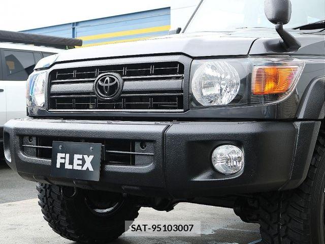 Toyota Land Cruiser 70 2014-01 7902808-4