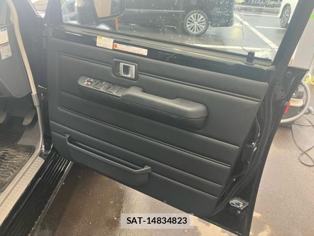 Toyota Land Cruiser 70 2025-06 7962293-11