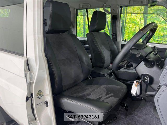 Toyota Land Cruiser 70 2024-02 7962292-7