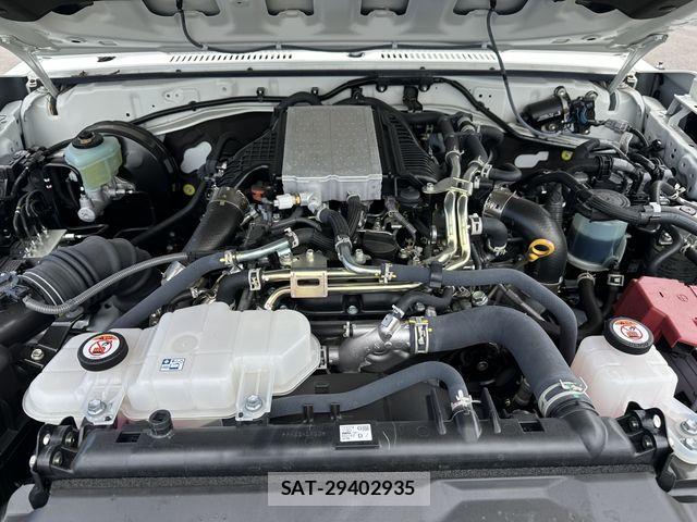 Toyota Land Cruiser 70 2025-02 7979663-17