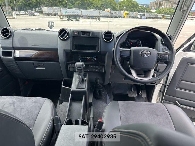 Toyota Land Cruiser 70 2025-02 7979663-1