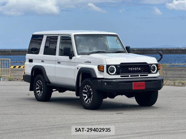 Toyota Land Cruiser 70 2025-02 7979663-24