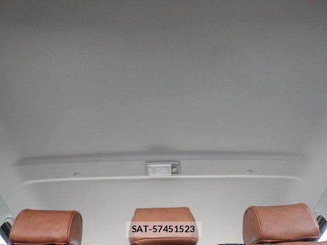 Toyota Land Cruiser 70 2023-01 8074230-10