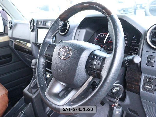 Toyota Land Cruiser 70 2023-01 8074230-11