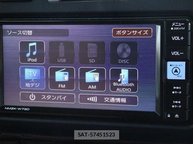 Toyota Land Cruiser 70 2023-01 8074230-17