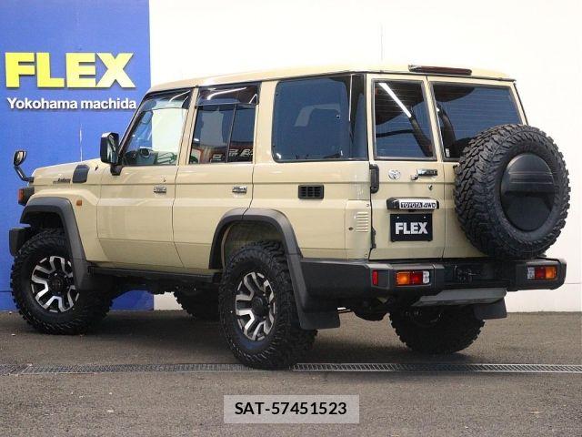 Toyota Land Cruiser 70 2023-01 8074230-4