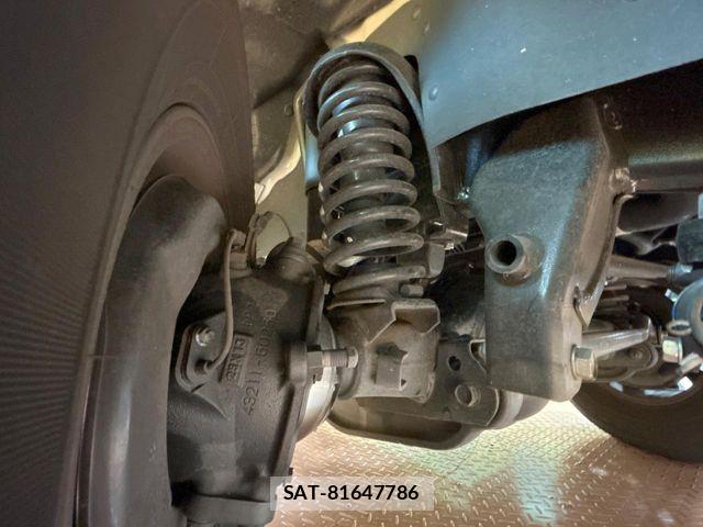 Toyota Land Cruiser 70 2025-11 8099943-17