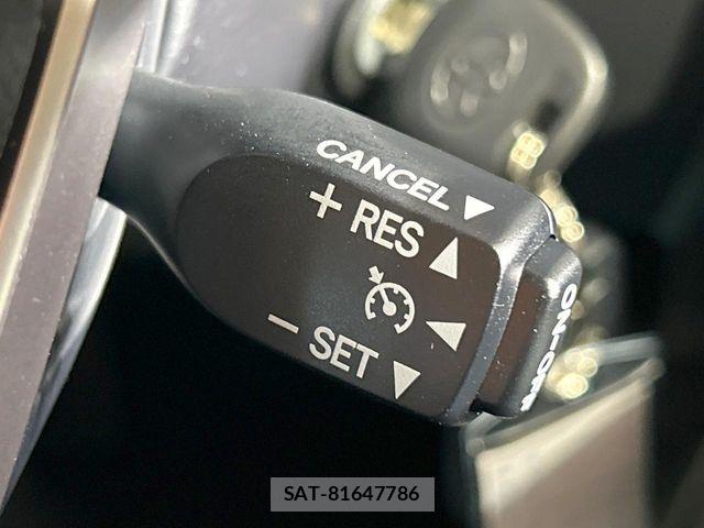 Toyota Land Cruiser 70 2025-11 8099943-4
