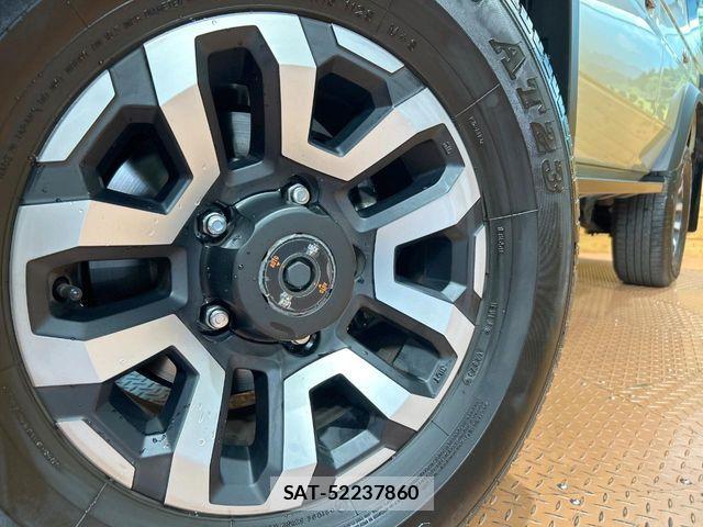 Toyota Land Cruiser 70 2024-01 8099944-12