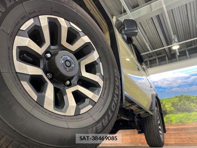 Toyota Land Cruiser 70 2025-06 8208157-12