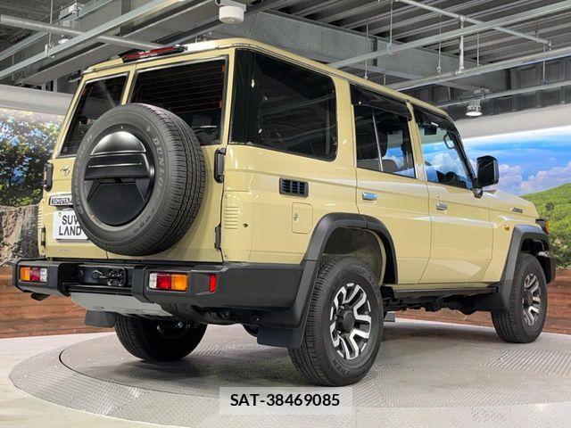 Toyota Land Cruiser 70 2025-06 8208157-16
