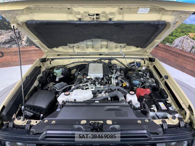 Toyota Land Cruiser 70 2025-06 8208157-17