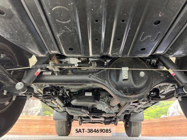 Toyota Land Cruiser 70 2025-06 8208157-18