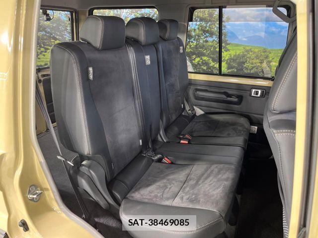 Toyota Land Cruiser 70 2025-06 8208157-8