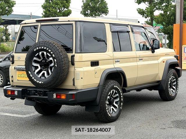 Toyota Land Cruiser 70 2024-05 8208164-11