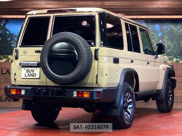Toyota Land Cruiser 70 2025-06 8208156-16
