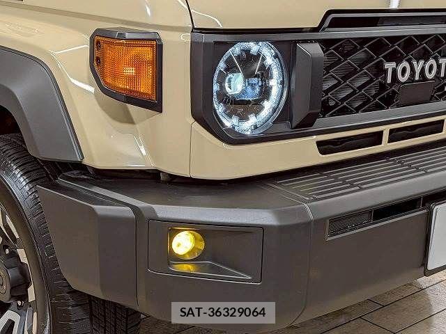 Toyota Land Cruiser 70 2025-11 8245602-18
