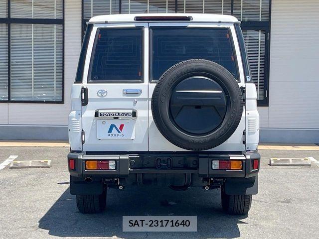 Toyota Land Cruiser 70 2024-10 8315034-16
