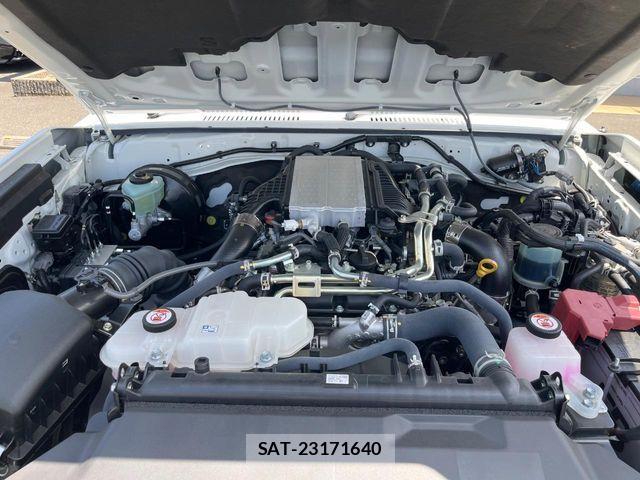 Toyota Land Cruiser 70 2024-10 8315034-17
