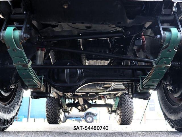 Toyota Land Cruiser 70 1994-01 8315036-10