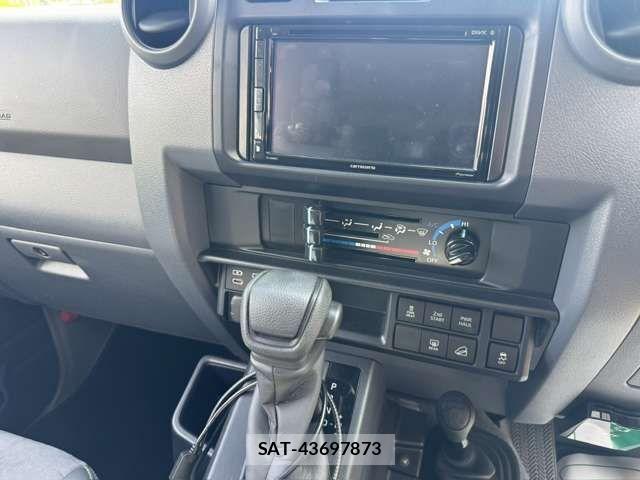 Toyota Land Cruiser 70 2024-03 8315035-12
