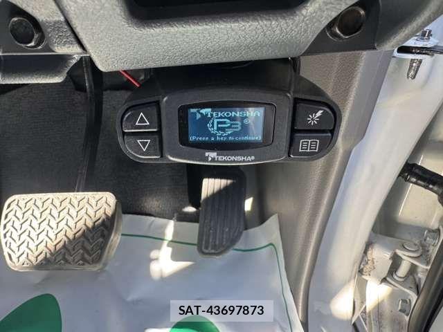 Toyota Land Cruiser 70 2024-03 8315035-19