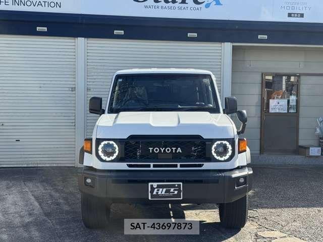 Toyota Land Cruiser 70 2024-03 8315035-2
